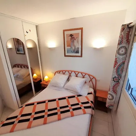 Apartman Village Naturiste Coco Girl *